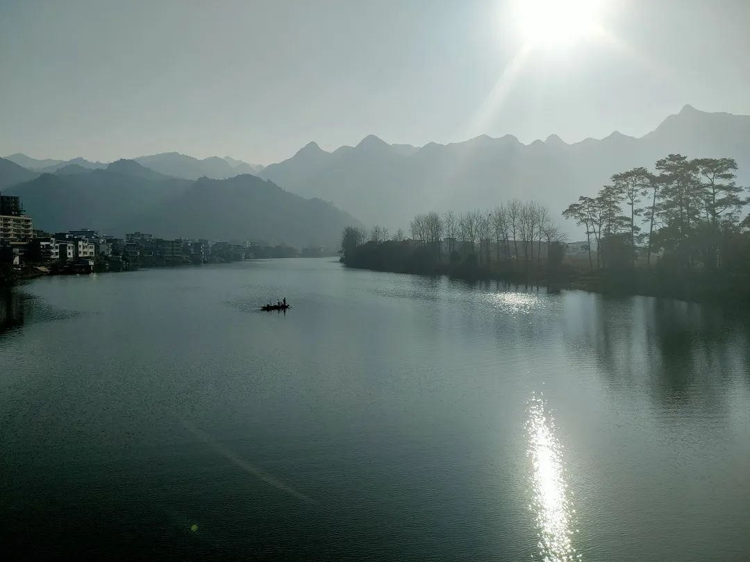 花(huā)城控股集團