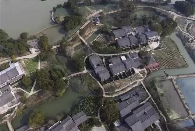 花(huā)城控股集團